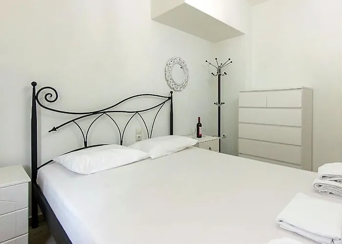 Venus 2 Bedroom House * Hersonissos (Crete)