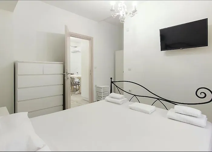 Venus 2 Bedroom House