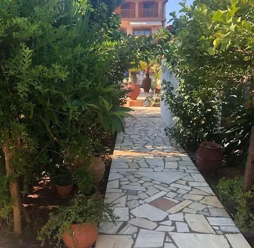 Venus 2 Bedroom House بيت للعطل خيرسونِسوس