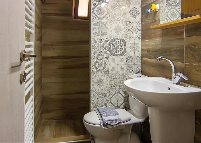 Venus 2 Bedroom House بيت للعطل خيرسونِسوس